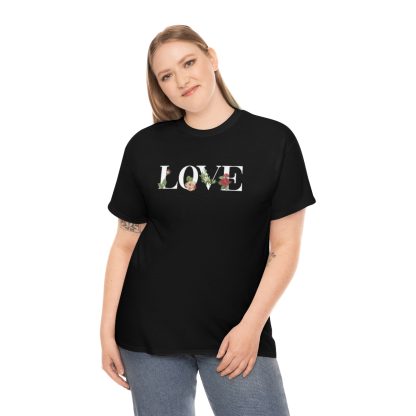 Love T-Shirt - Image 3